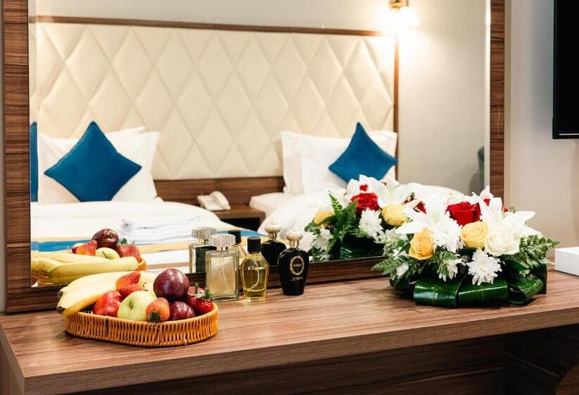 Beach Garden Hotel By Staytion