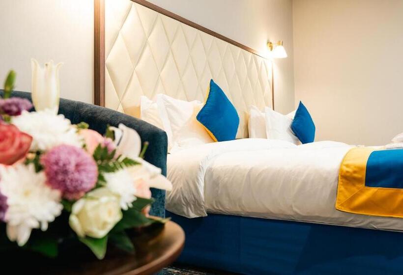 Beach Garden Hotel By Staytion