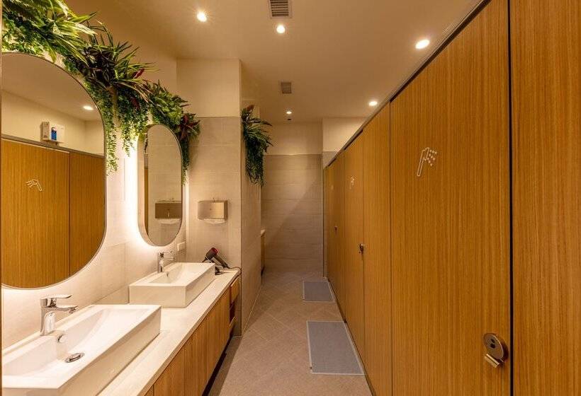 Общежитие Cho Stay Capsule Hotel Taoyuan Airport T2