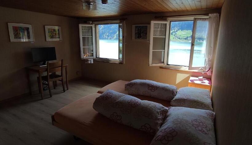 הוסטל Fischers Lodge