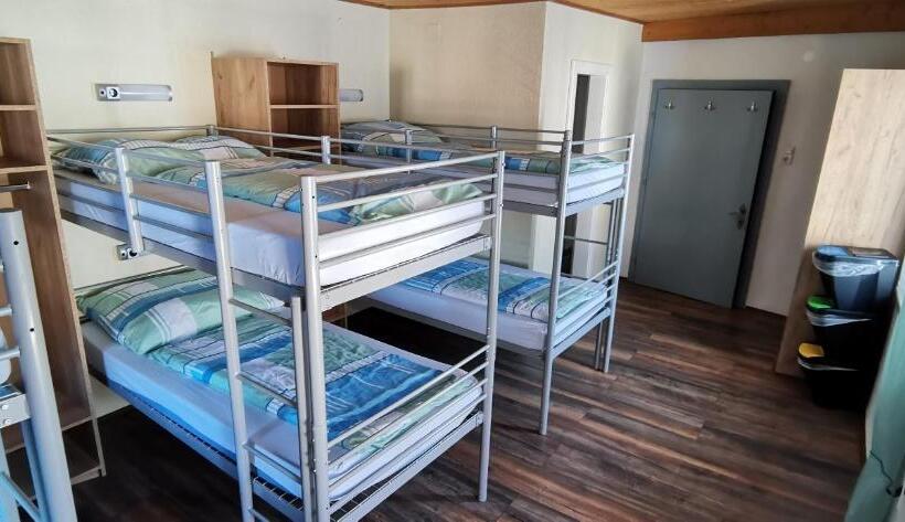 هاستل Gasthof Hirschen