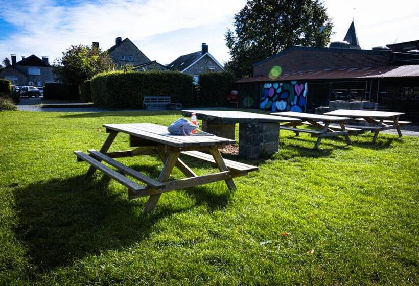 ユースホステル Gîte Kaleo Han Sur Lesse