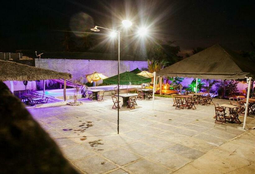 ユースホステル Pousada Barlavento