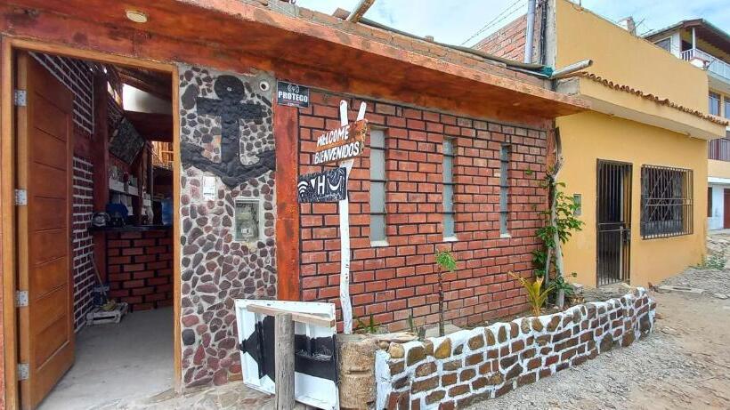 호스텔 Wally S House Mancora