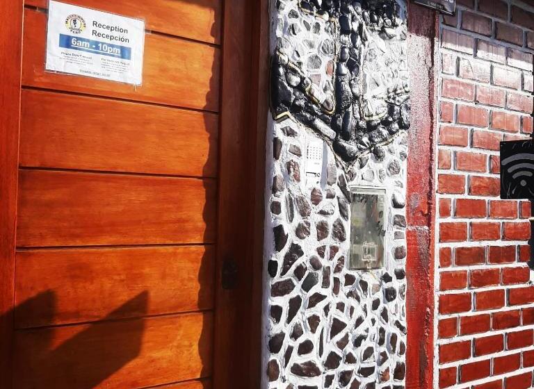 호스텔 Wally S House Mancora