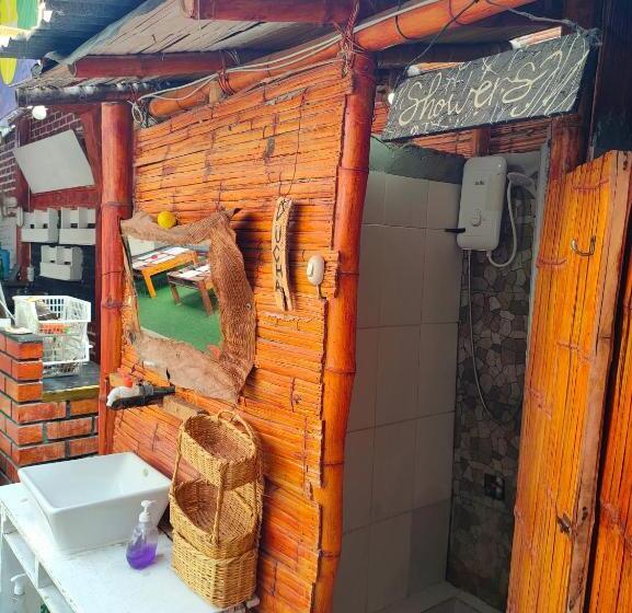 Общежитие Wally S House Mancora