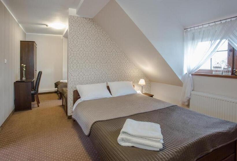 הוסטל Zajazd Drogorad Restauracja I Noclegi