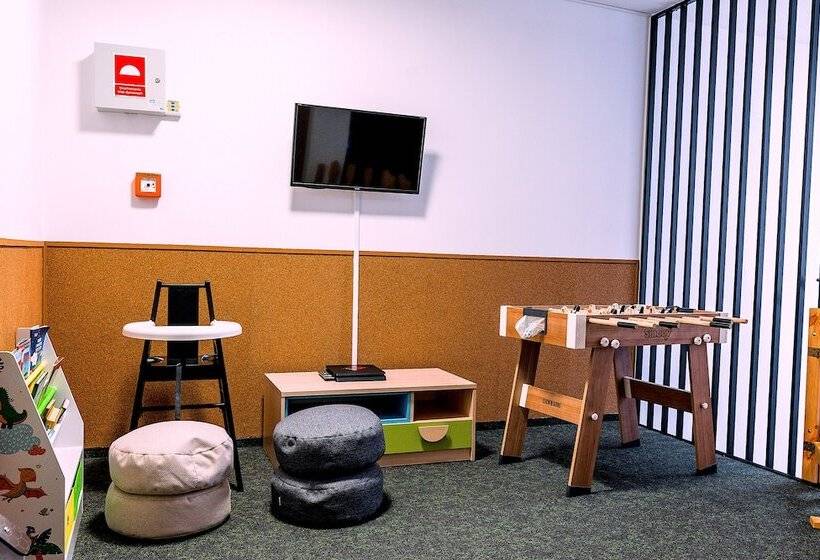 Aparthotel Green Concrete   Nowy, Ekologiczny Hotel W świnoujściu, Darmowy Bus Na Plażę, Free Shuttl