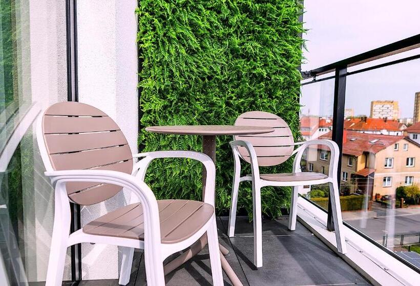 Aparthotel Green Concrete   Nowy, Ekologiczny Hotel W świnoujściu, Darmowy Bus Na Plażę, Free Shuttl