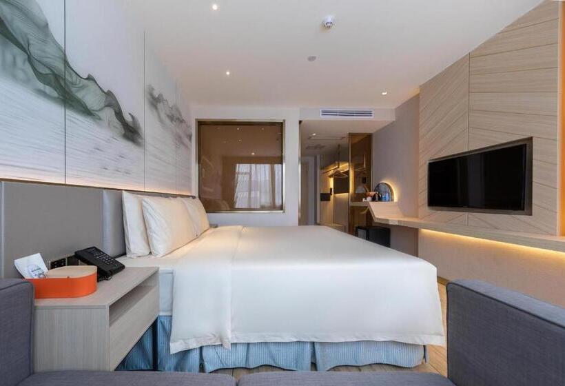 Atour X Hotel Shenzhen Longhua Dalang Commercial Center