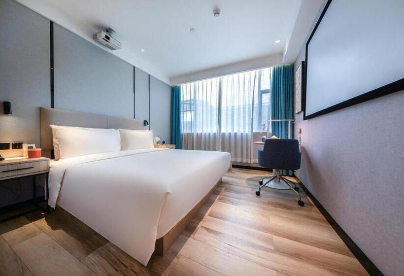 Atour X Hotel Shenzhen Longhua Dalang Commercial Center