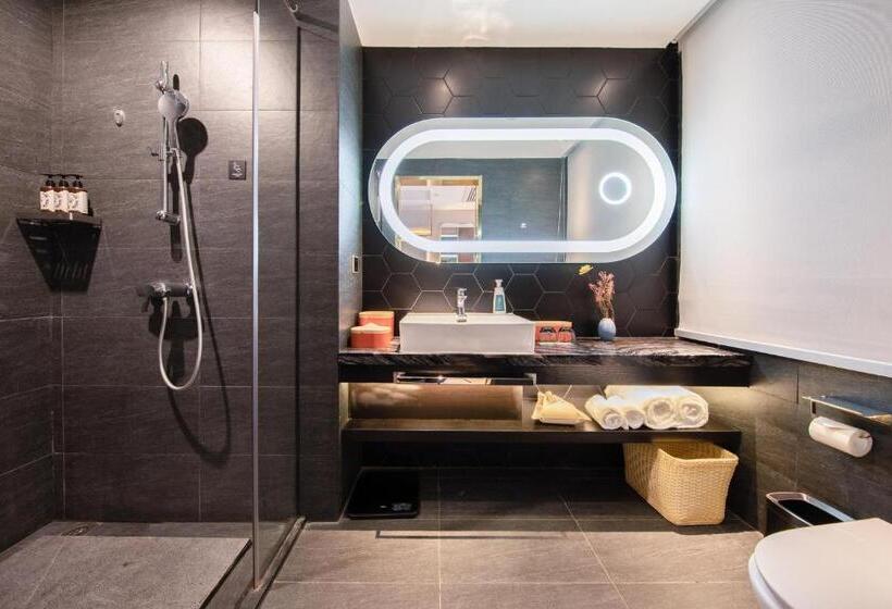 Atour X Hotel Shenzhen Longhua Dalang Commercial Center