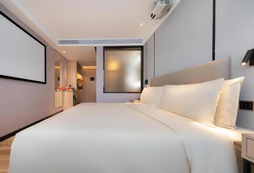 Atour X Hotel Shenzhen Longhua Dalang Commercial Center