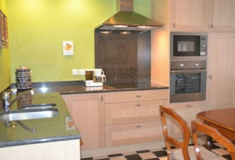 B&b/vakantiewoningen D Hellekapelle