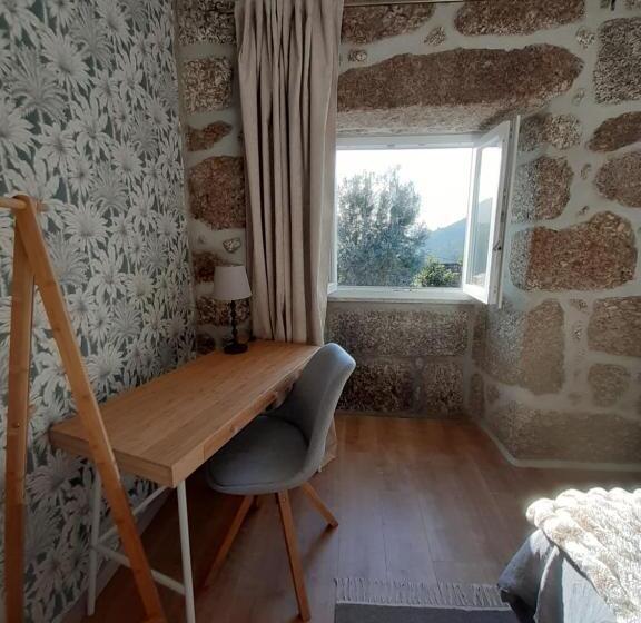 مبيت وإفطار A Casa Com 2 Pereiras