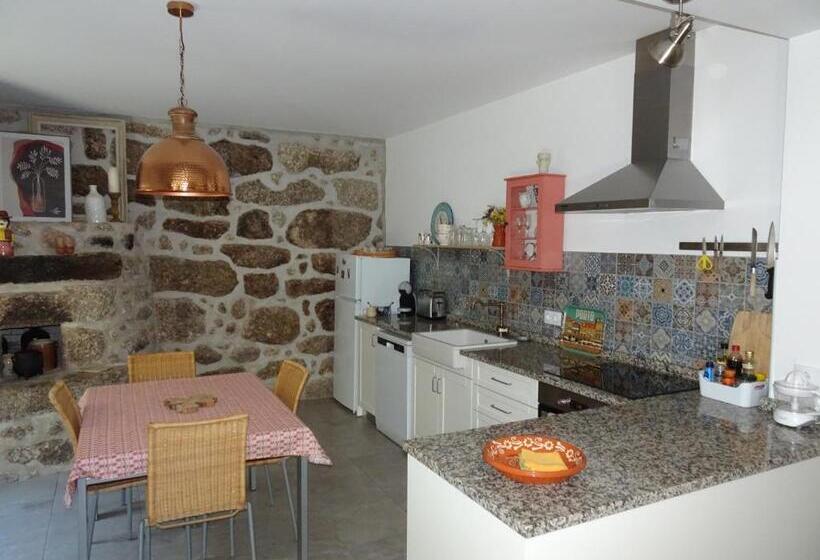 مبيت وإفطار A Casa Com 2 Pereiras