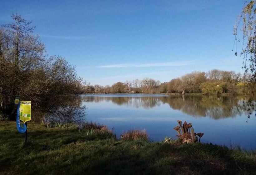 ベッドアンドブレックファースト By The Lake