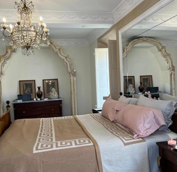 تختخواب و صبحانه Castiglione 27 Luxury Suite