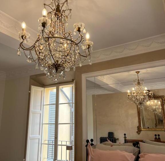 تختخواب و صبحانه Castiglione 27 Luxury Suite