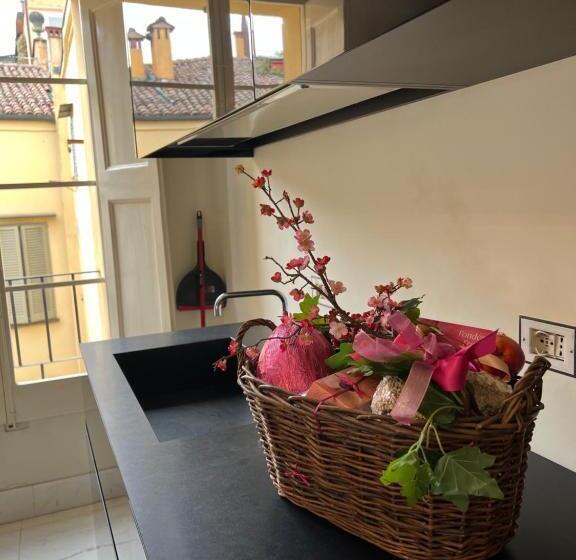 تختخواب و صبحانه Castiglione 27 Luxury Suite