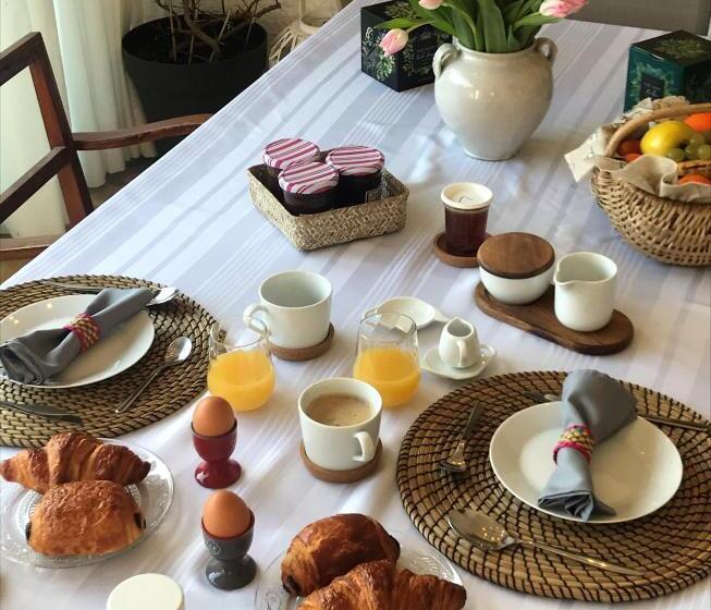 Bed and Breakfast Chambre D Hôte à La Maison Du Petit Bois 4 étoiles