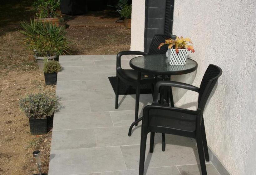 Bed and Breakfast Chambre D Hôte à La Maison Du Petit Bois 4 étoiles