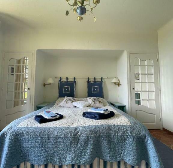 צימר Clos De La Gipiere