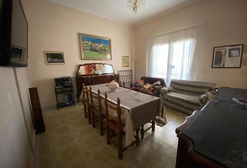 تختخواب و صبحانه Dimora Villa Orietta   Torre Dell Orso