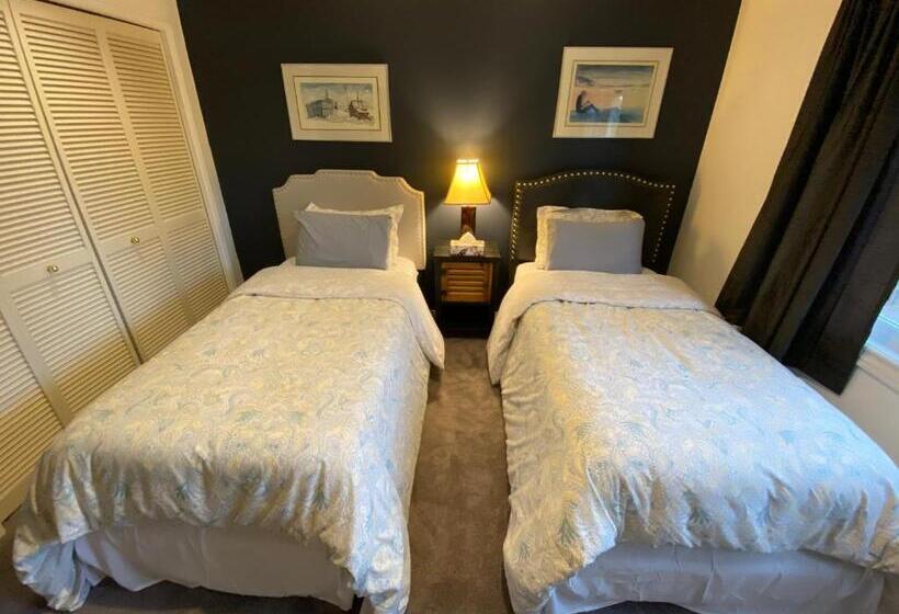 مبيت وإفطار 好丘。hacho House