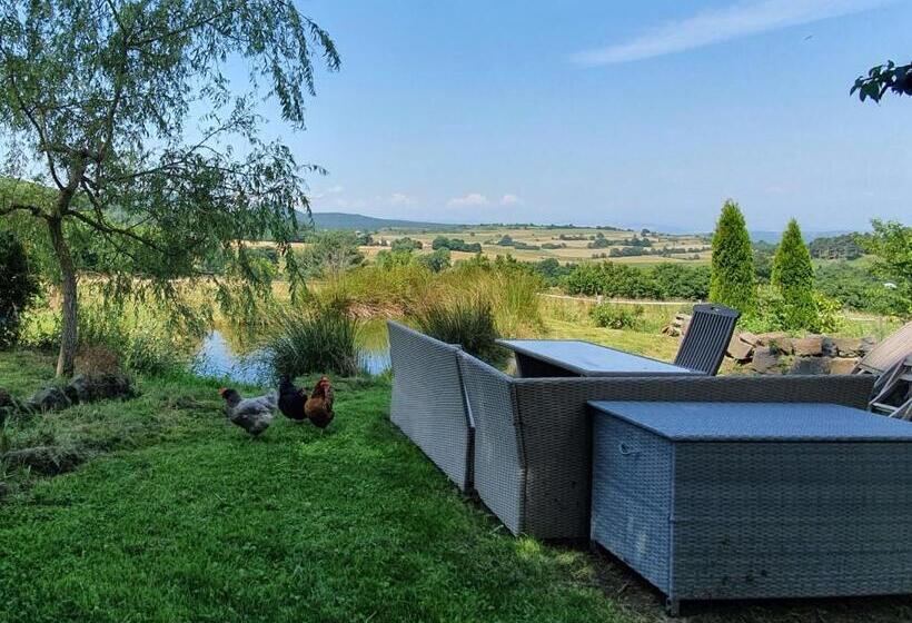 ベッドアンドブレックファースト La Chambre D Hôte Du Petit Mazilloux