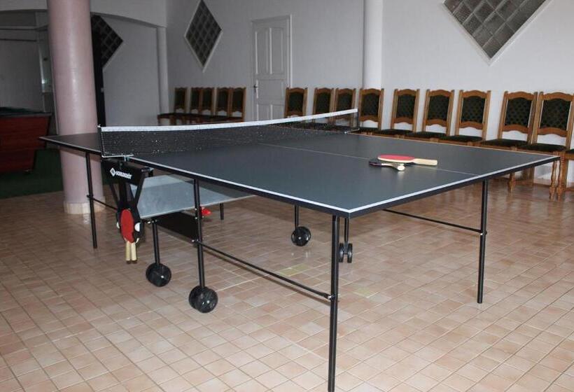 مبيت وإفطار Rácz Tanya és Panzió