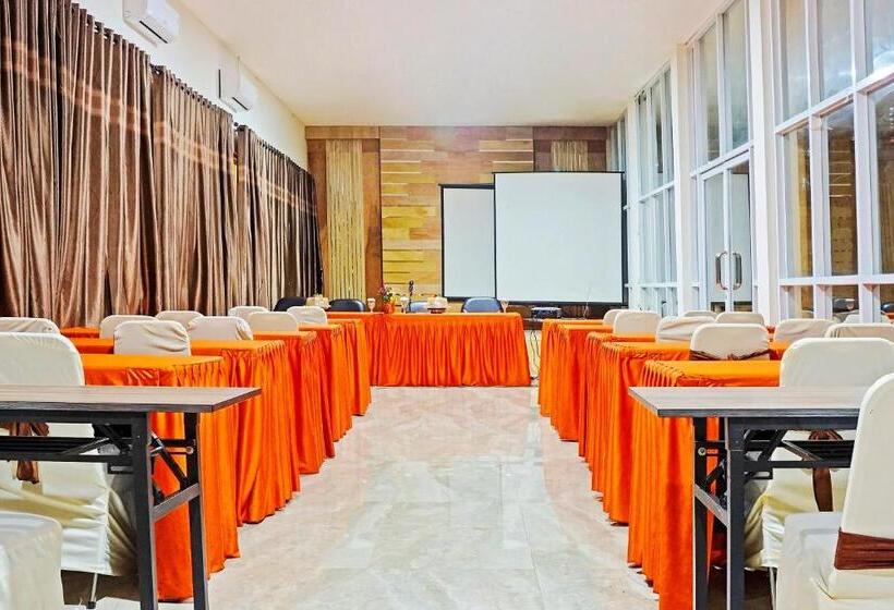 Collection O 91331 Hotel Grand Saota Soppeng