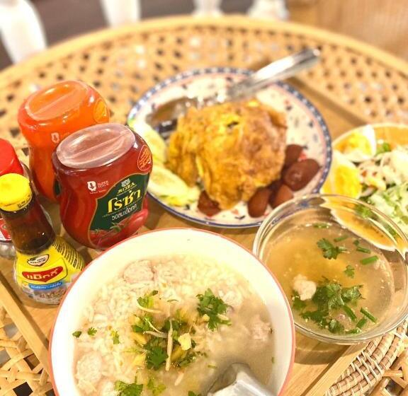 Hotell เซน บัลโคนี่ เฮ้าส์ ระนอง