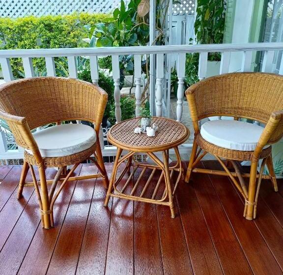 Hotell เซน บัลโคนี่ เฮ้าส์ ระนอง