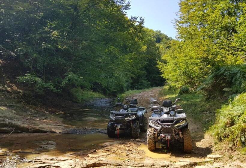 Отель Agropensiunea Pe Poderei