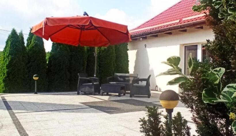 בית מלון כפרי Agroturystyka Leśny Dworek