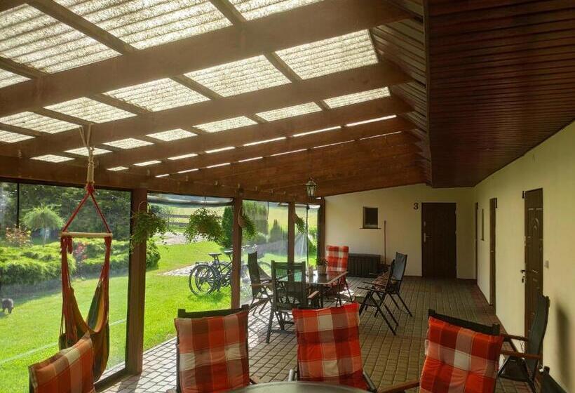 בית מלון כפרי Agroturystyka Leśny Dworek