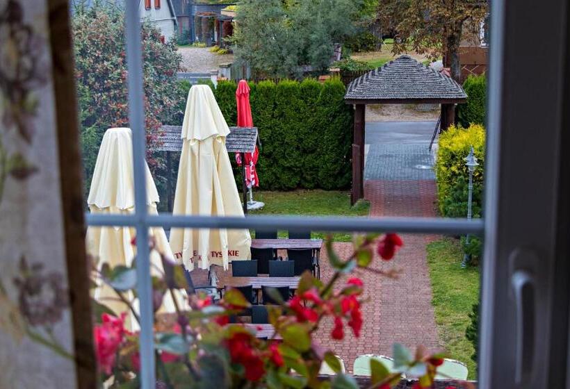 Отель Agroturystyka U Jarka