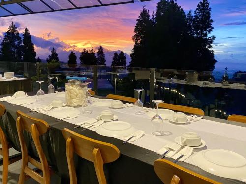 Отель Alinson Sunset Hill