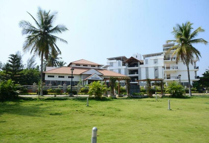 ホテル Apoorva Resorts