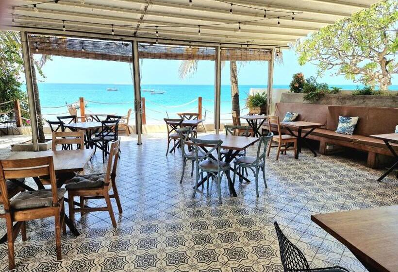 בית מלון כפרי Archipelago Waterfront