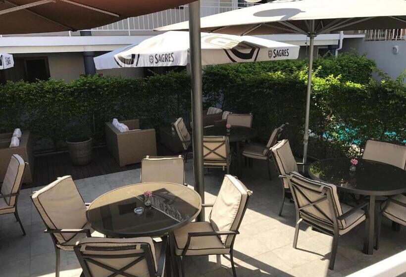 هتل Casas De Luanda Gh Miramar