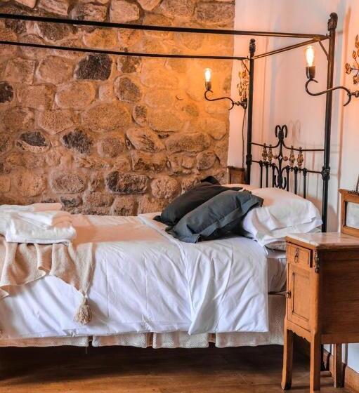 هتل Castillo De Piedra Tafi Del Valle