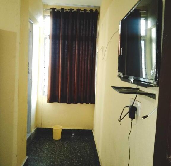 Hotel Chouhan Palace