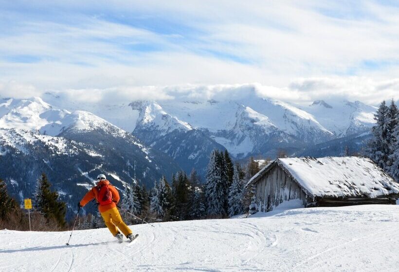 Отель St Michael Alpin Retreat
