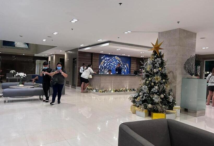 فندق King Of Kings At Sea Residences