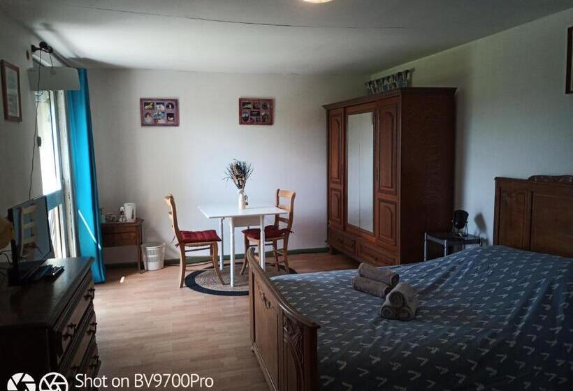 Отель La Baronnerie