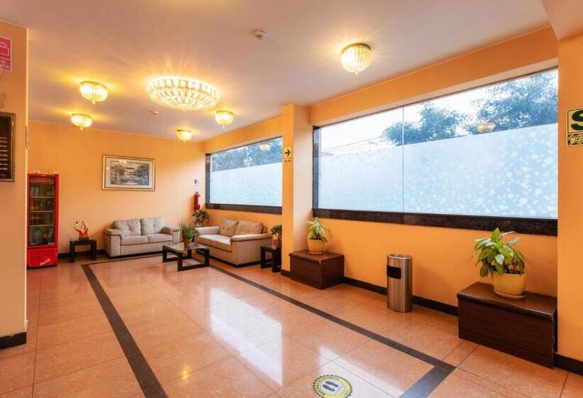 Отель La Primacía