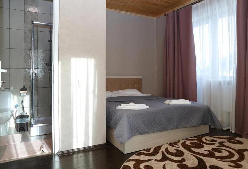 هتل Lastivka Guest House