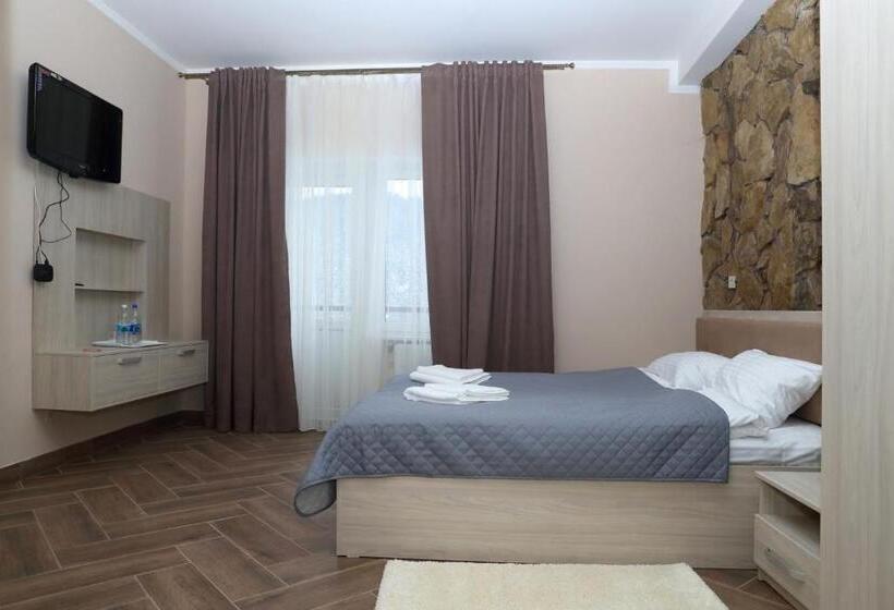 هتل Lastivka Guest House